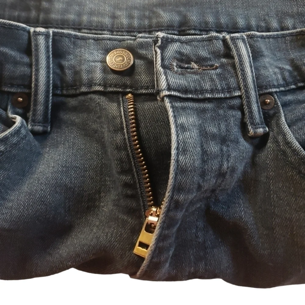 Levi 505 jeans in Navy. Size W30×L32